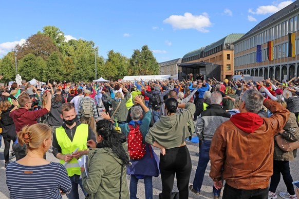 So sah die Querdenker-Demo in Karlsruhe aus.