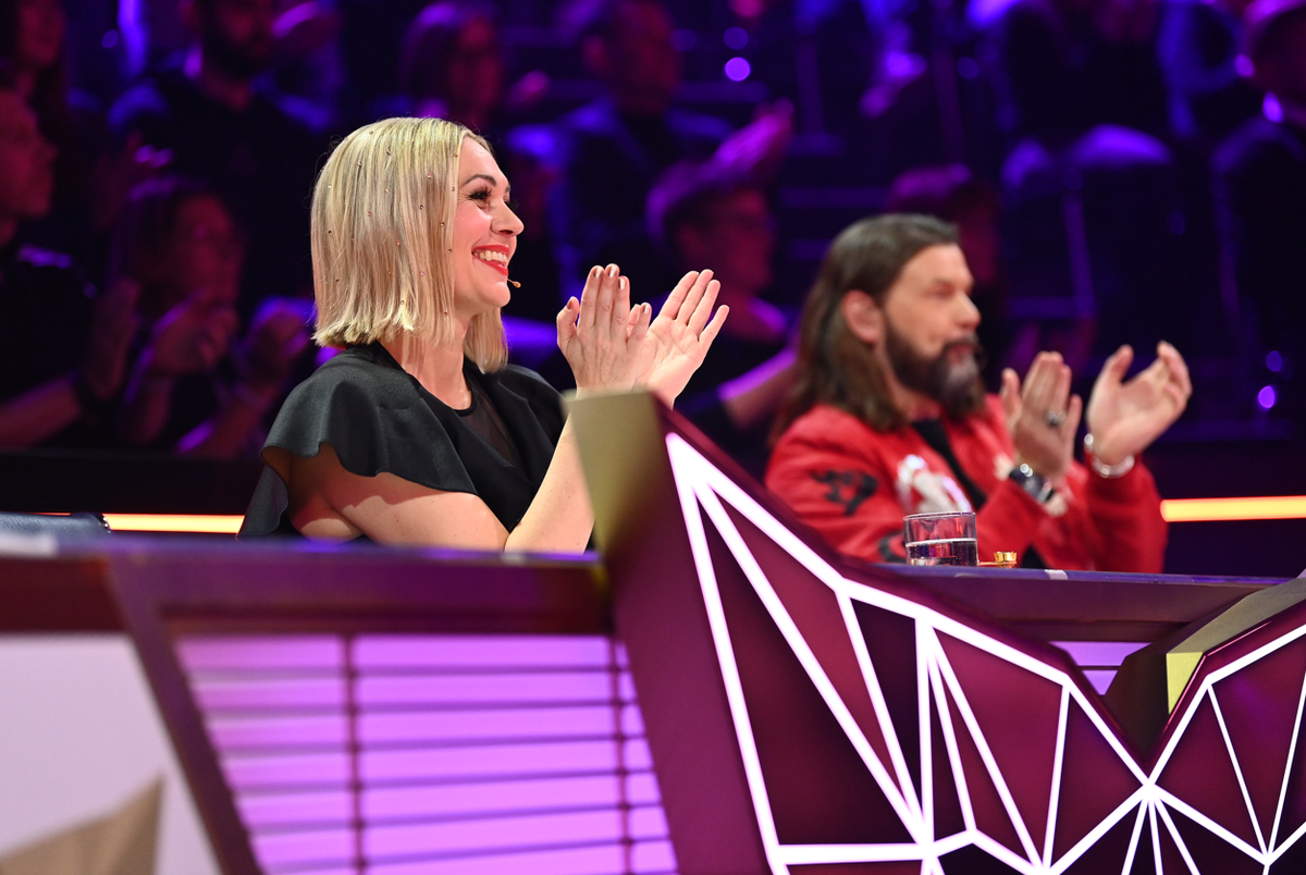 Ruth Moschner und Rea Garvey raten wieder ordentlich bei "The Masked Singer" mit.