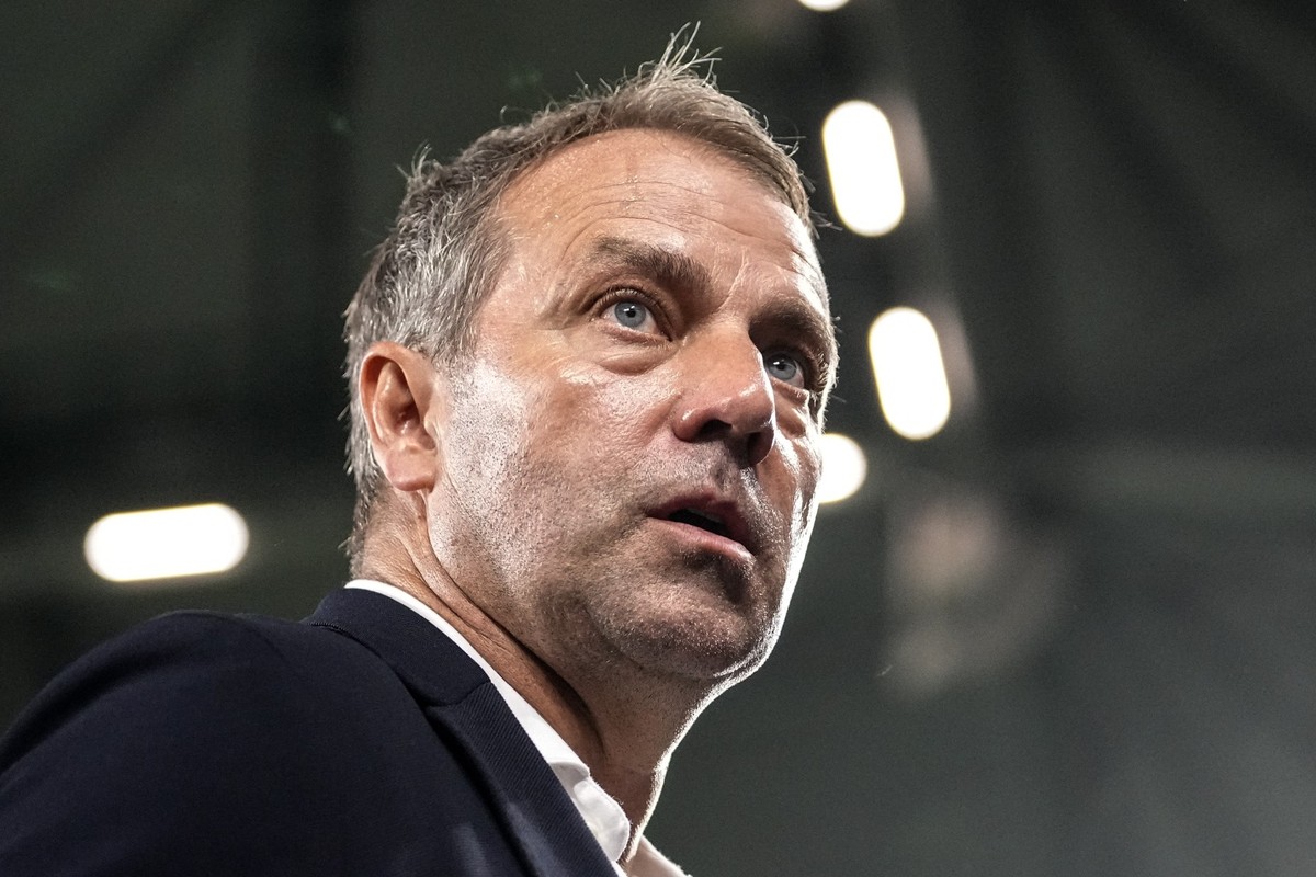 Germany&#039;s head coach Hansi Flick leaves the pitch after losing the international friendly soccer match between Germany and Colombia at Veltins-Arena, in Gelsenkirchen, Germany, Tuesday, June 20,  ...