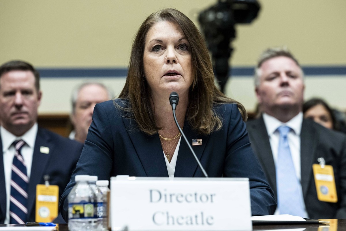 News Bilder des Tages July 22, 2024, Washington, District Of Columbia, USA: U.S. Secret Service Director KIMBERLY CHEATLE speaking at a hearing of the House Committee On Oversight and Accountability a ...
