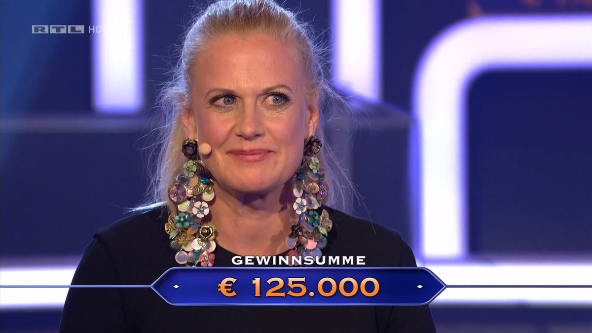 Barbara Schöneberger kämpft mit Obszönitäten.