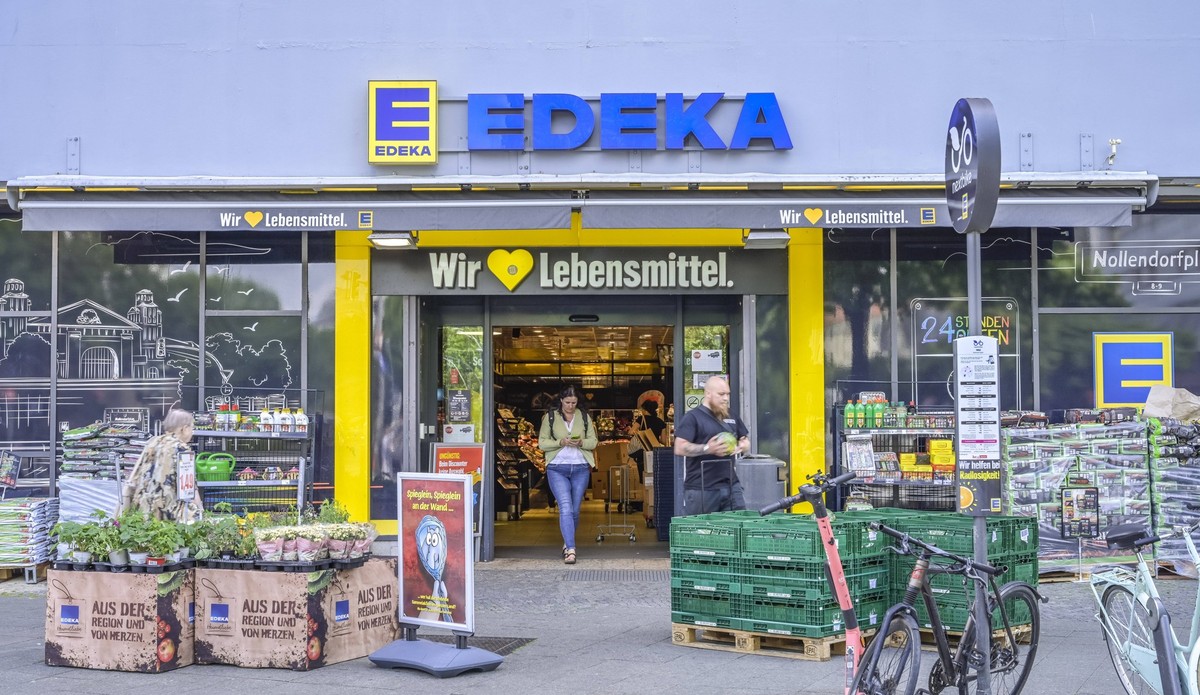 Edeka, Nollendorfplatz, Schöneberg, Tempelhof-Schöneberg, Berlin, Deutschland *** Edeka, Nollendorfplatz, Schöneberg, Tempelhof Schöneberg, Berlin, Germany