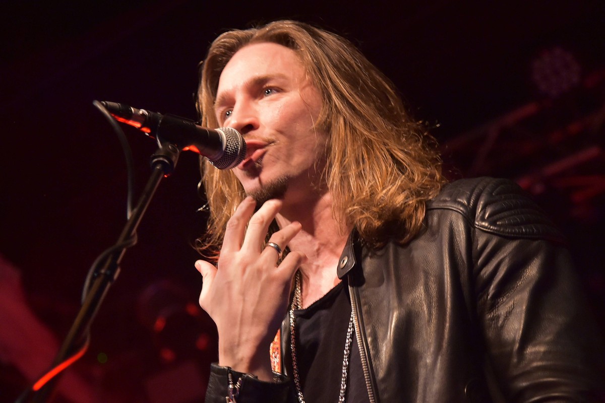 Gil Ofarim im Konzert - Alles auf Hoffnung - Gil Ofarim, Saenger auf Tour und praesentiert in einem Konzert vor vielen Fans sein neues Musikalbum - Alles auf Hoffnung - im Frannz Club in Berlin am 08. ...