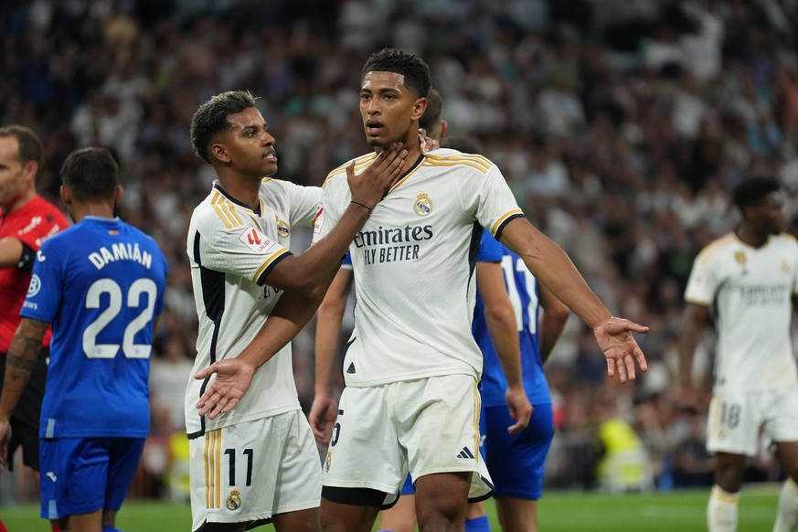 Real Madrid CF v Getafe CF - LaLiga EA Sports MADRID, SPAIN, SEPTEMBER 2: Jude Bellingham of Real Madrid Cf and Rodrygo Goes of Real Madrid Cf during the LaLiga Santander match between Real Madrid CF  ...