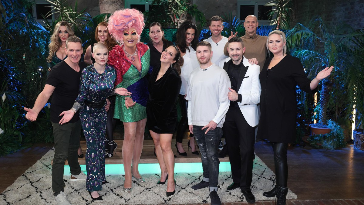 V.l. (hinten): Dolly Buster, Georgina Fleur, Katy Karrenbauer, Mariella Ahrens, Thomas Rupprath, Thorsten Legat; V.l. (vorne): J