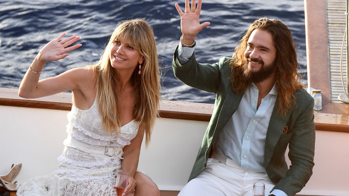 Model Heidi Klum and Tom Kaulitz are seen on a boat ahead their wedding on August 02, 2019 in Capri, Italy.
Pictured: Heidi Klum,Tom Kaulitz
Ref: SPL5107292 020819 NON-EXCLUSIVE
Picture by: SplashNew ...