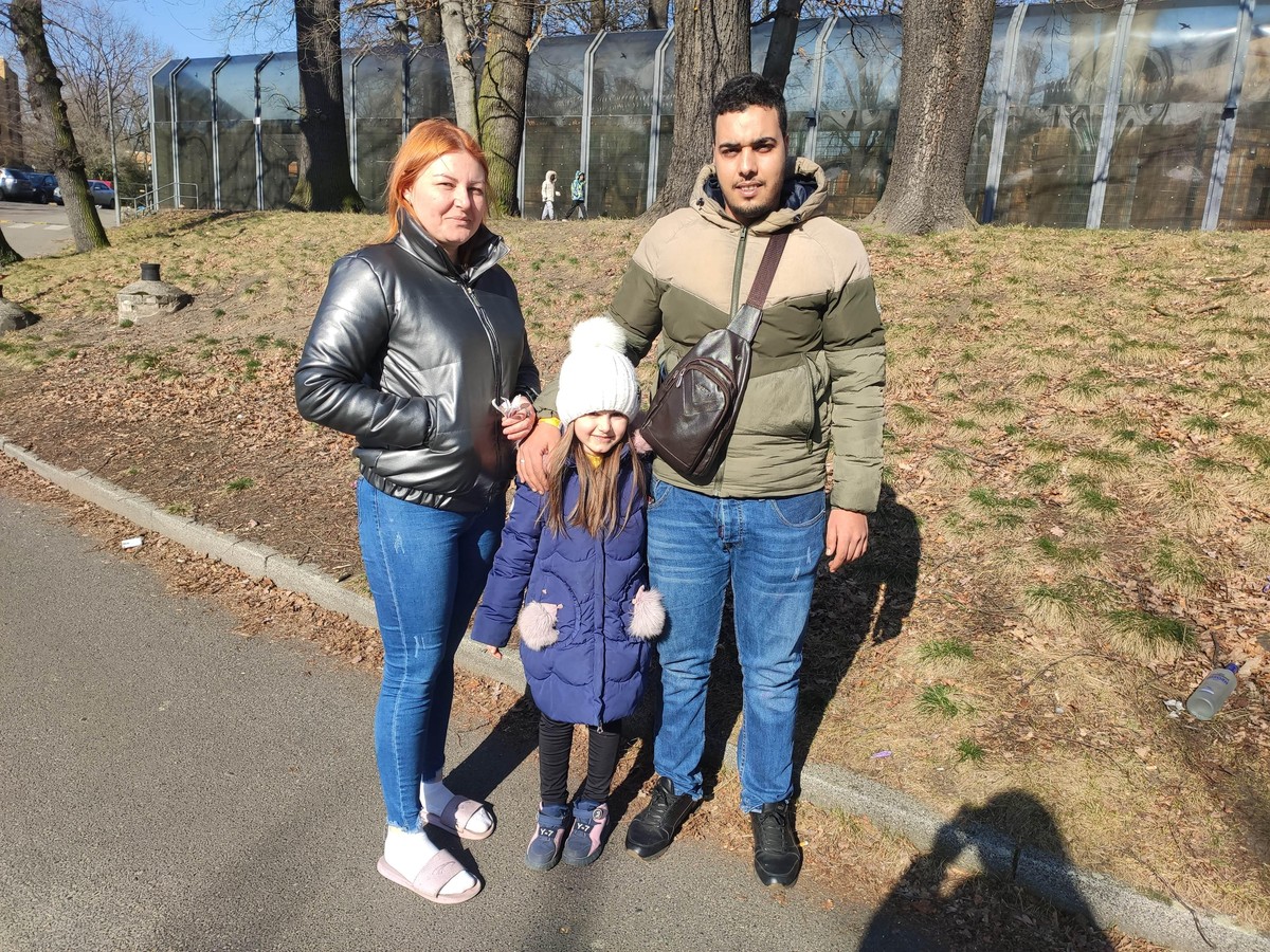 Diese ukrainische Familie will weiter in die Slowakei zu Verwandten.
