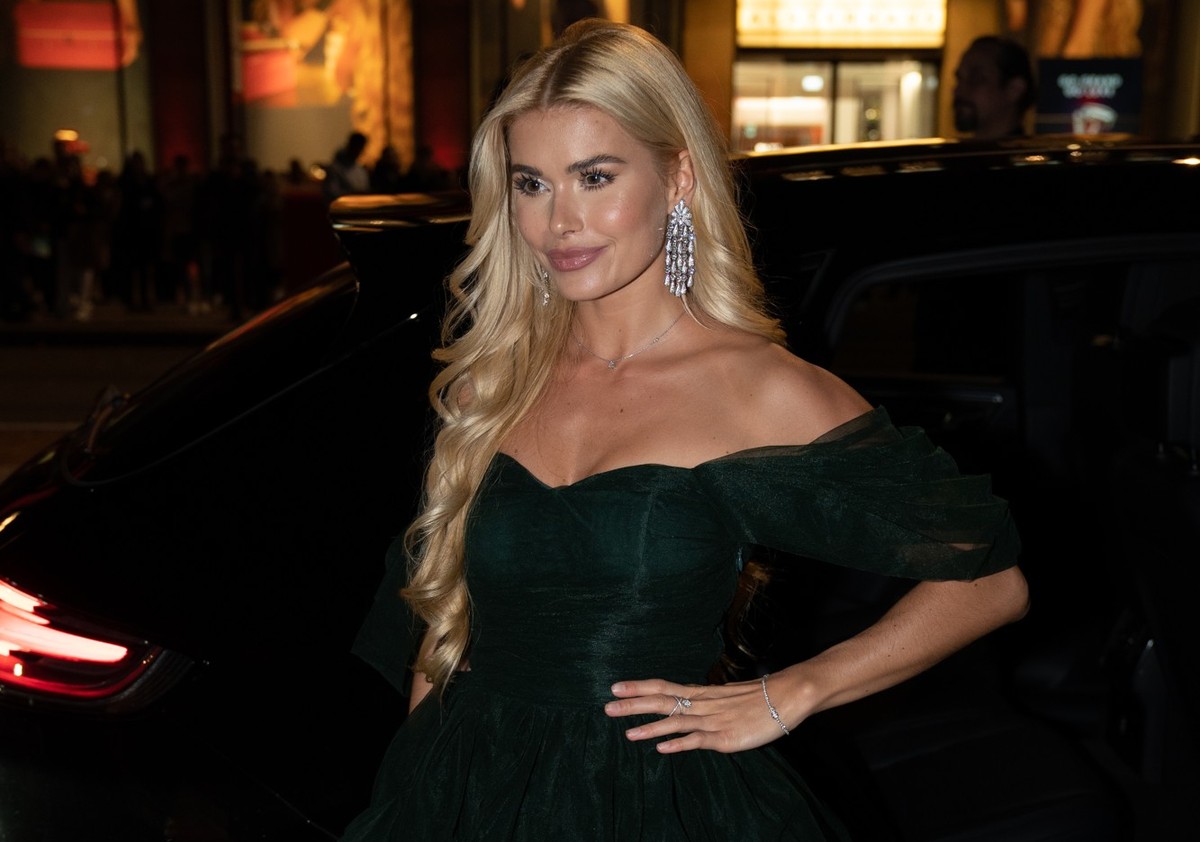 HAMBURG, GERMANY - OCTOBER 24: Pamela Reif during the ghd Grand Luxe Launch Event on October 24, 2022 in Hamburg, Germany. (Photo by Nina Schmiedel – ALL IN/Getty Images)