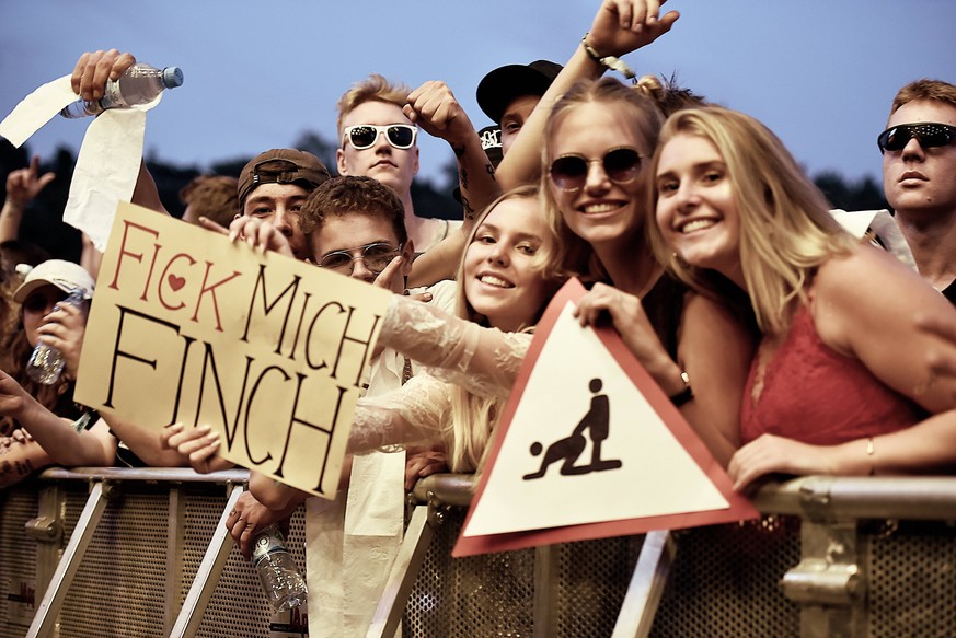 26.07.2019, xlakx, Entertainment Konzert, Helene Beach Festival 2019 emspor, v.l.Das ausverkaufte Helene Beach Festival, lockt am Samstag (26.07.2019) 25000 Besucher auf das Festival Gelaende am Helen ...