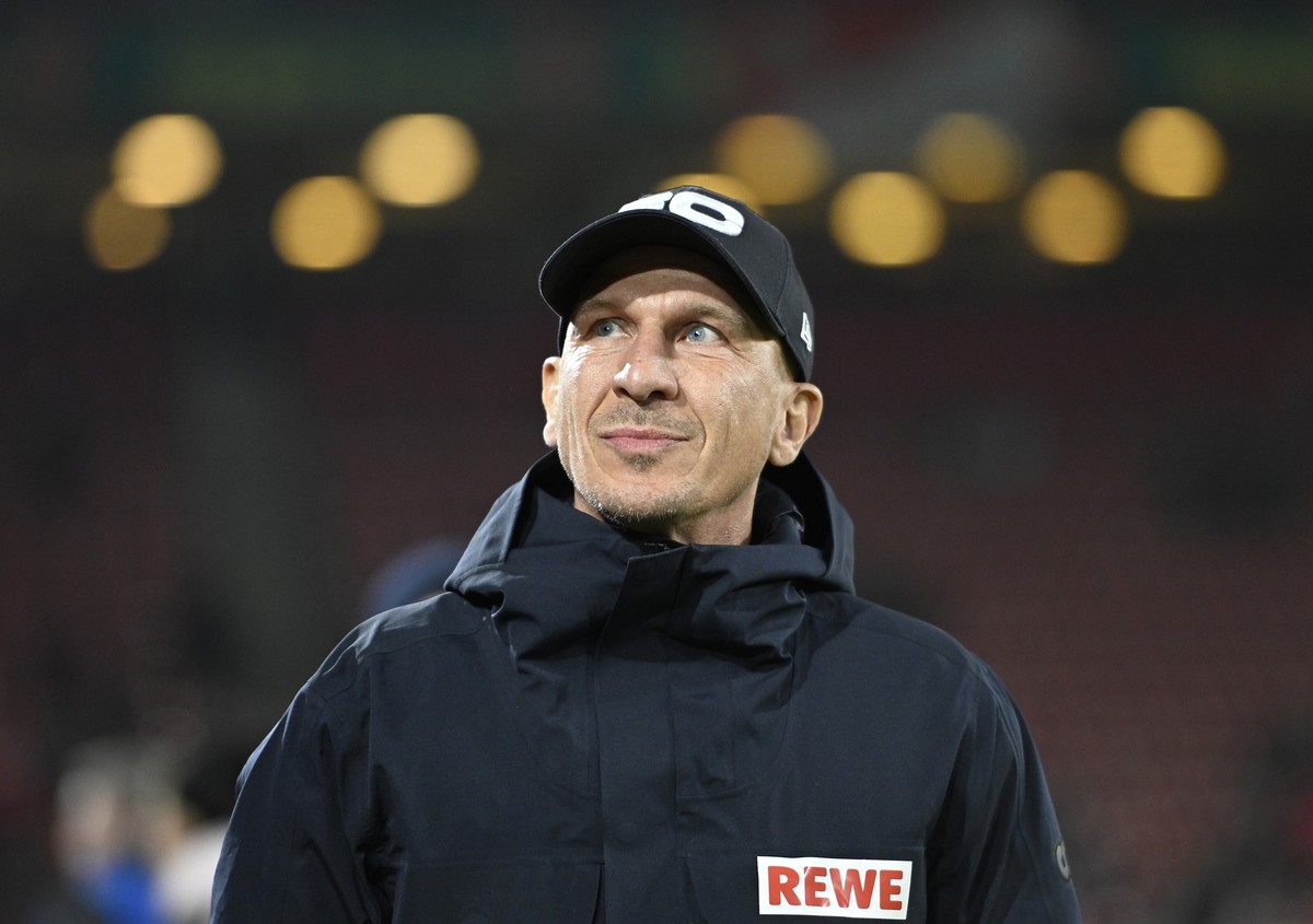 15.03.2025, Nordrhein-Westfalen, Köln: Fußball: 2. Bundesliga, 1. FC Köln - Darmstadt 98, 26. Spieltag, RheinEnergieStadion, Kölns Trainer Gerhard Struber. Foto: Anke Waelischmiller/dpa - WICHTIGER HI ...
