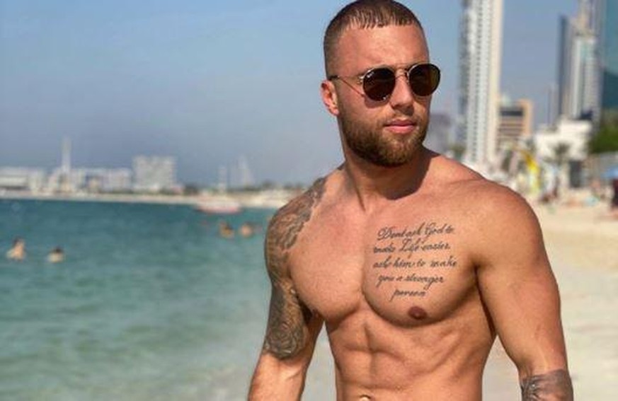 Influencer Filip Pavlovic (Foto) und sein Kumpel Serkan Yavuz sehen sich derzeit einem Shitstorm ausgesetzt. Der Grund ist ihr Urlaub in Dubai.