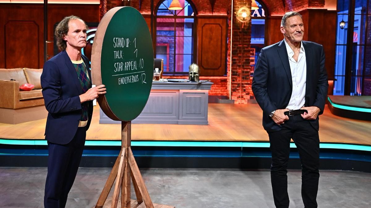 Olaf Schubert bewertet Ralf Moeller in &quot;Täglich frisch geröstet&quot;.