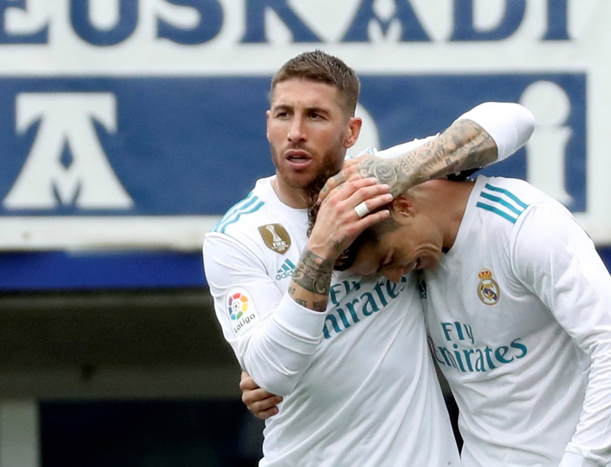 Real Madrid s Cristiano Ronaldo (R) celebrates with his teammate Sergio Ramos after scoring against SD Eibar during the Spanish Liga Primera division soccer match played at Ipurua stadium, in Eibar, n ...