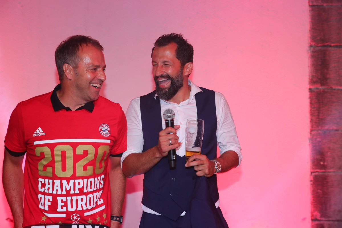 Interner Abend /Bankett nach Champions League/ Finale/ Paris St. Germain - Bayern Muenchen 0-1 v.li:Hans Dieter Flick Hansi ,Trainer Bayern Muenchen und Hasan SALIHAMIDZIC Sportvorstand Bayern Muenche ...