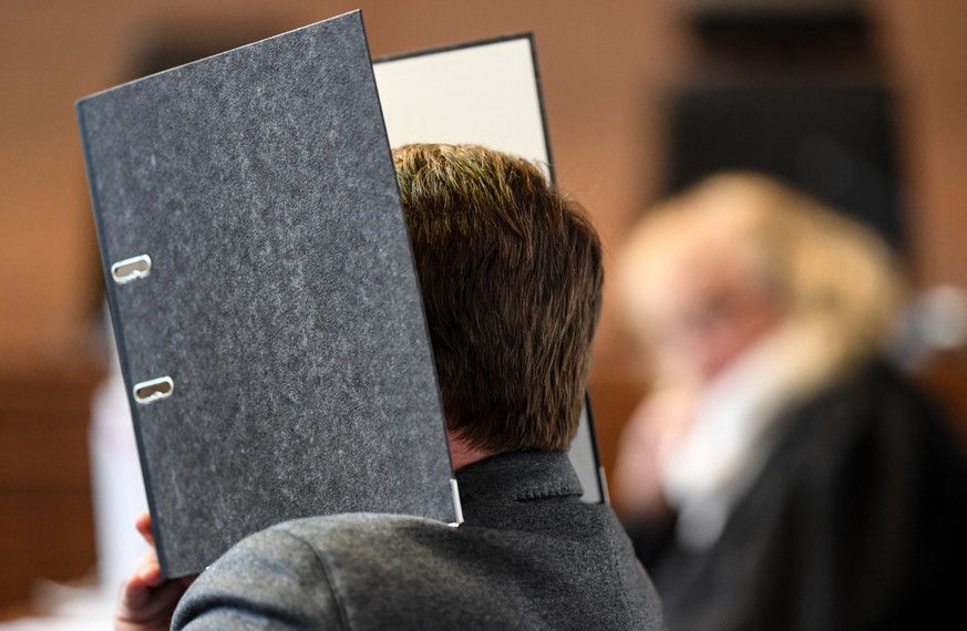 Bundeswehrsoldat in Freiburg verurteilt, weil er Jungen gegen Geld missbrauchte  