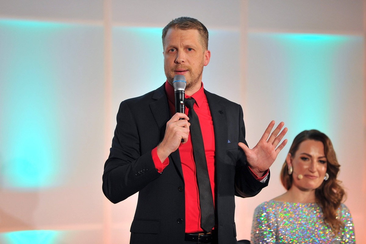 12. Charity-Gala. Oliver Pocher anl��lich der 12. Charity-Gala am 16.12.2023 im Dolce Bad Nauheim. 20231216MWI114329 *** 12 Charity Gala Oliver Pocher on the occasion of the 12 Charity Gala on 16 12 2 ...