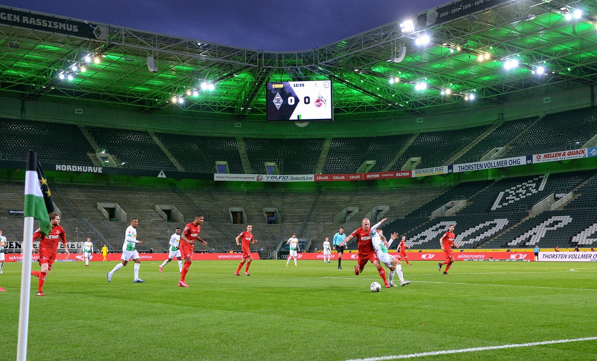 Das Rheinderby fand als erstes Spiel der Bundesliga vor leeren Rängen statt. Doch Geisterspiele sind noch nicht das Ende des Schreckens, über allem schwebt mittlerweile das Komplett-Aus für den Profi- ...