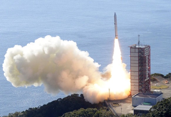 Hier fliegt wieder eine Ladung Satelliten von Japan aus in die Erdumlaufbahn.