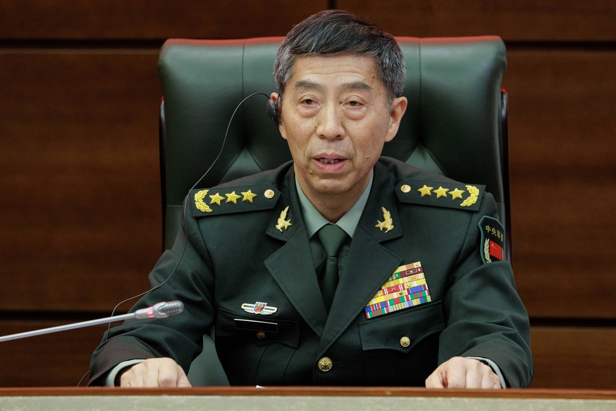 RUSSIA, MOSCOW - APRIL 18, 2023: China s Defence Minister Li Shangfu attends a meeting with his Russian counterpart Sergei Shoigu at the Russian National Defence Management Centre. Vadim Savitsky/Russ ...