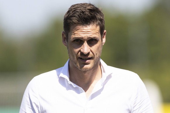 Fu�ball: 1. Bundesliga, Saison 2022/2023, Training von Borussia Dortmund am 09.08.2022 in Dortmund Brackel Nordrhein-Westfalen. Sportdirektor Sebastian Kehl verl�sst den Platz *** Soccer 1 Bundesliga, ...