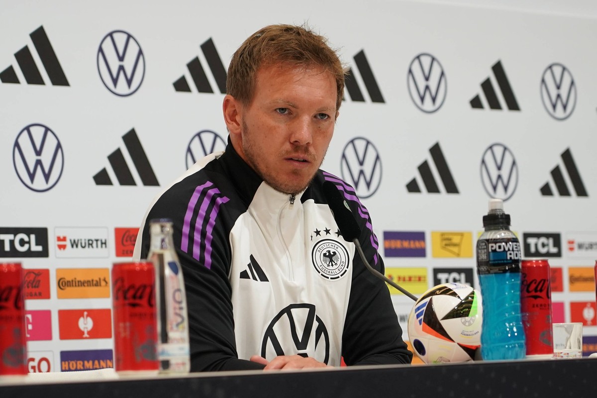 Bundestrainer Julian Nagelsmann Deutschland Germany bei der Pressekonferenz - Herzo Base 02.06.2024: Pressekonferenz Deutschland, Home Ground. World of Adidas, Herzogenaurach *** National coach Julian ...