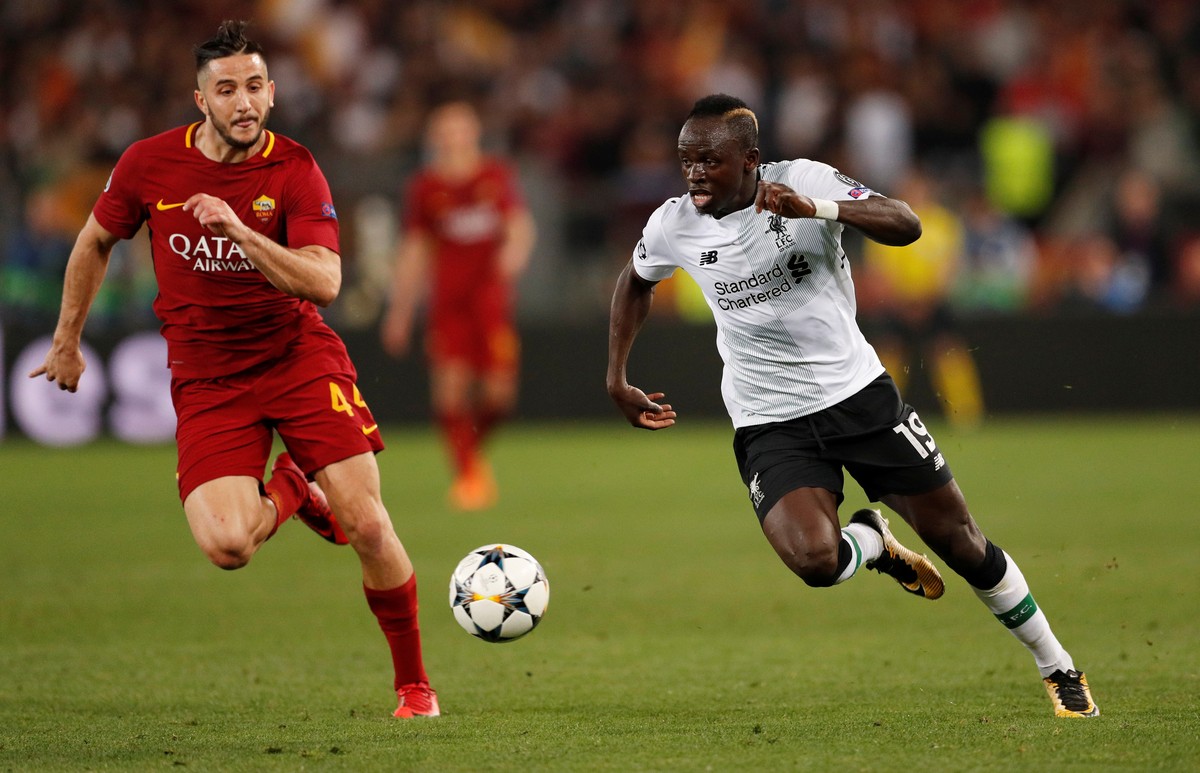 Soccer Football - Champions League Semi Final Second Leg - AS Roma v Liverpool - Stadio Olimpico, Rome, Italy - May 2, 2018 Liverpool&#039;s Sadio Mane in action with Roma&#039;s Konstantinos Manolas  ...