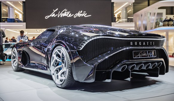 Genfer Autosalon: Bugatti zeigt teuersten Neuwagen der Welt Bugatti La Voiture Noir was presented at the 2019 Geneva International Motor Show on Tuesday, March 5th, 2019. (CTKxPhoto/RenexFluger) CTKPh ...