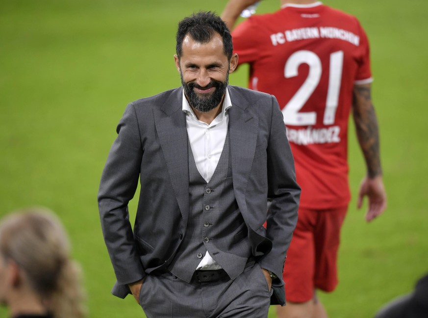 30.09.2020, Fussball Supercup: FC Bayern - Borussia Dortmund 30.09.2020, Fussball DFL-Supercup 2020, FC Bayern München - Borussia Dortmund, in der Allianz-Arena München. Sportdirektor Hasan Salihamidz ...