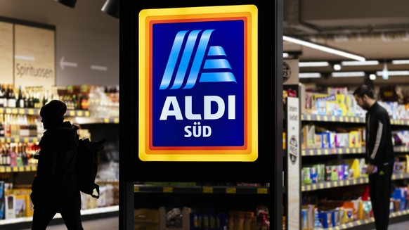 Eine Filiale von Aldi Süd auf der Luxemburger Straße. Köln, 04.04.2020 *** A branch of Aldi Süd on the Luxemburger Straße Cologne, 04 04 2020 Foto:xC.xHardtx/xFuturexImage