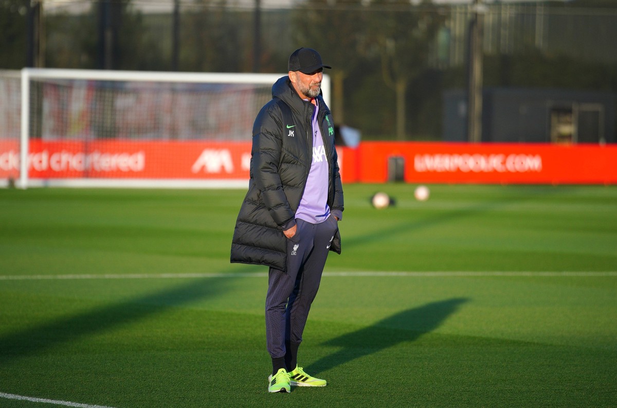 Liverpool Training Session - AXA Training Centre - Wednesday 25th October Liverpool manager Jurgen Klopp during a training session at the AXA Training Centre, Liverpool. Picture date: Wednesday Octobe ...