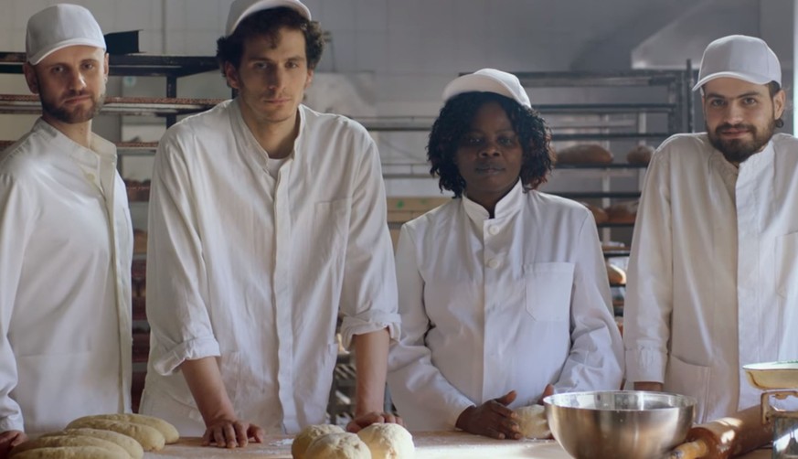 Stehen ein Schwuler, ein Jude, ein Moslem und zwei Flüchtlinge in einer Bäckerei...