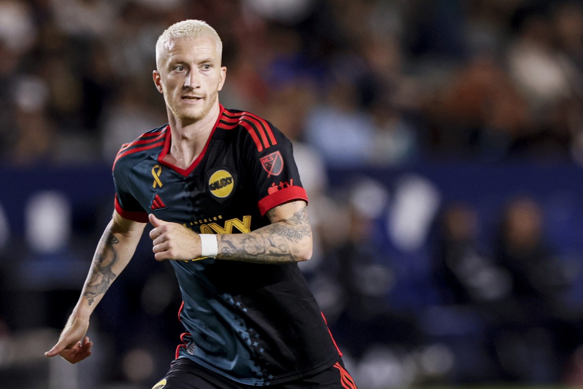 21.09.2024, USA, Los Angeles: Fußball, Major League Soccer, Los Angeles Galaxy - Vancouver Whitecaps: Marco Reus in Aktion. Foto: Etienne Laurent/AP/dpa +++ dpa-Bildfunk +++