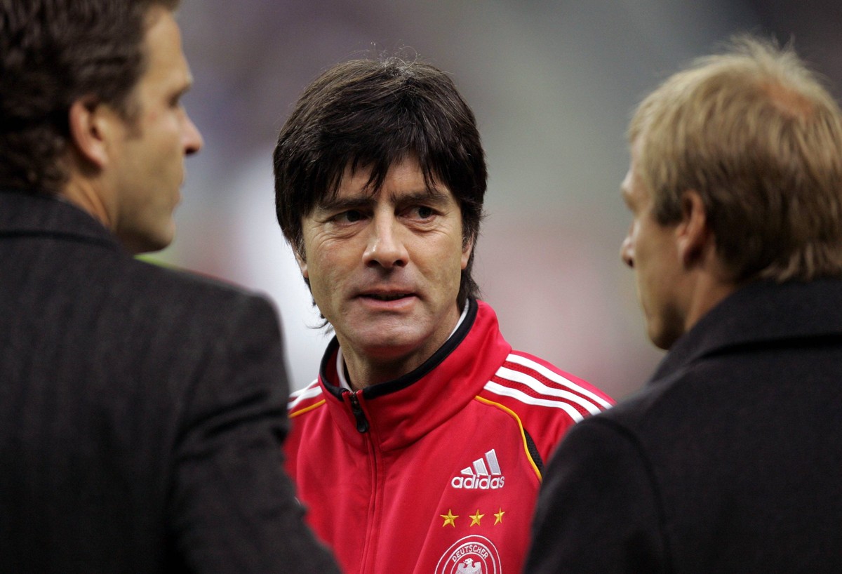 Co-Trainer Löw im Jahr 2005.