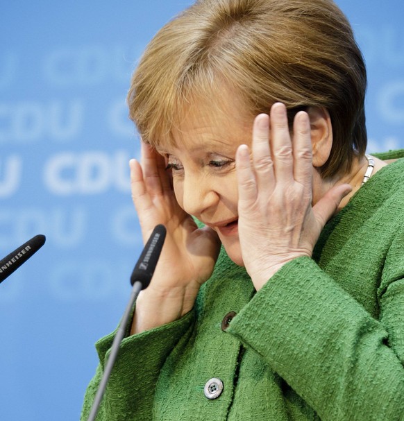 Bundeskanzlerin Angela Merkel, CDU, spricht im Rahmen einer Pressekonferenz. Merkel hat Annegret Kramp-Karrenbauer als kuenftige CDU-Generalsekretaerin vorgeschlagen. 19.02.2018, Berlin. Berlin Deutsc ...