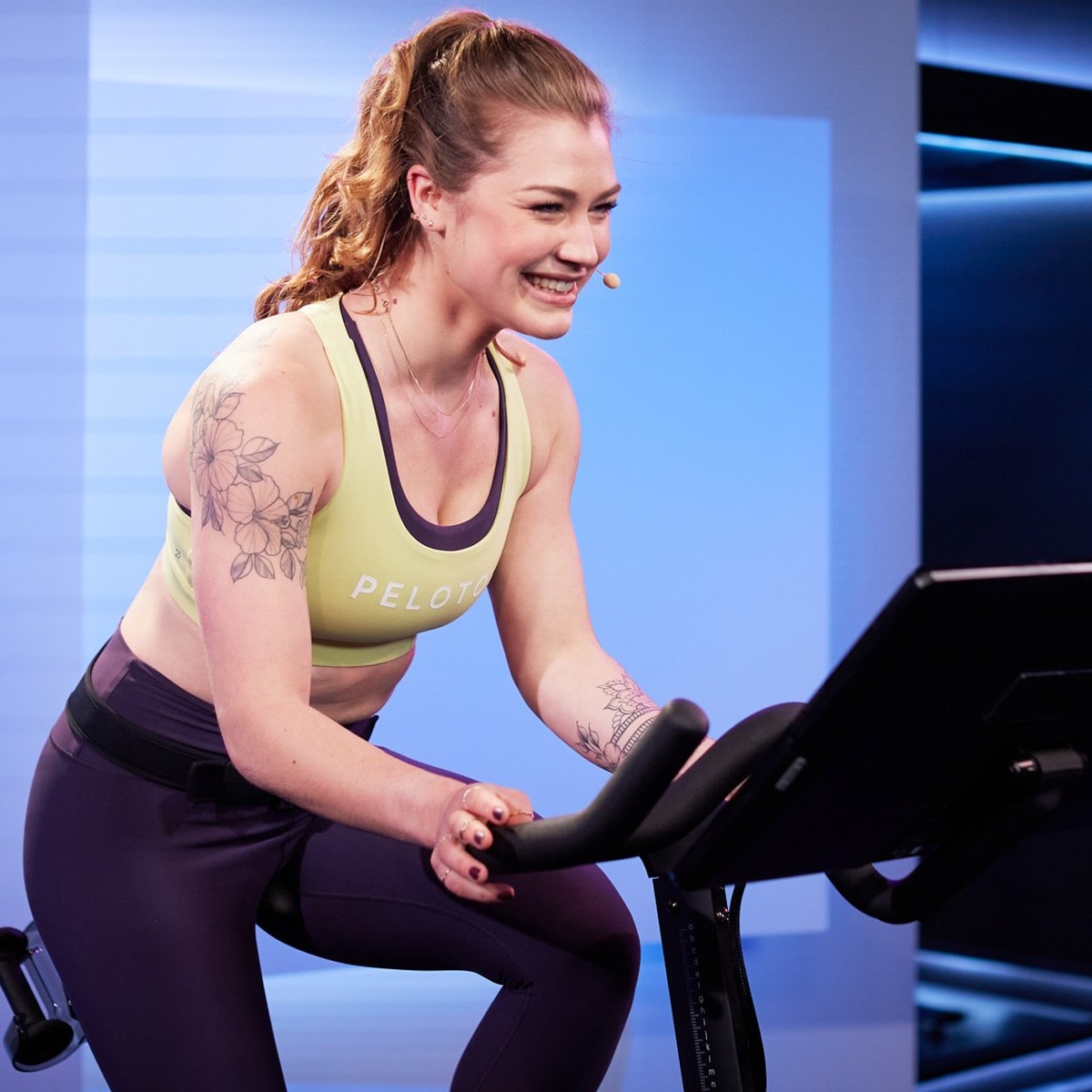 Charlotte ist auf Instagram Fitness-Influencerin.