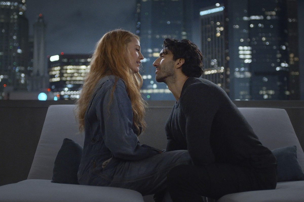 This image released by Sony Pictures shows Justin Baldoni, right, and Blake Lively in a scene from &quot;It Ends With Us.&quot; (Nicole Rivelli/Sony Pictures via AP)