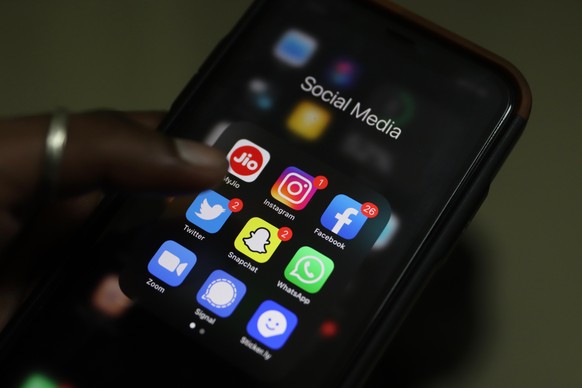 October 4, 2021, Chennai, Tamil Nadu, India: Social meida services Facebook, WhatsApp and Instagram have been hit by an outrage in several parts of the world. (Credit Image: Â© Sri Loganathan/ZUMA Pre ...