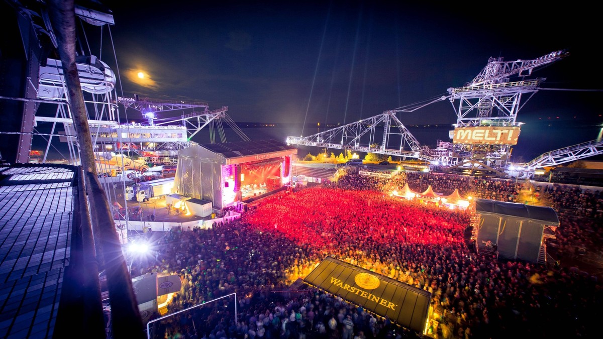 Melt Festival 2011. Besucher des Melt Festival 2011 am 16.07.2011 mit 20.000 Fans ausverkauft in Ferropolis , Gr