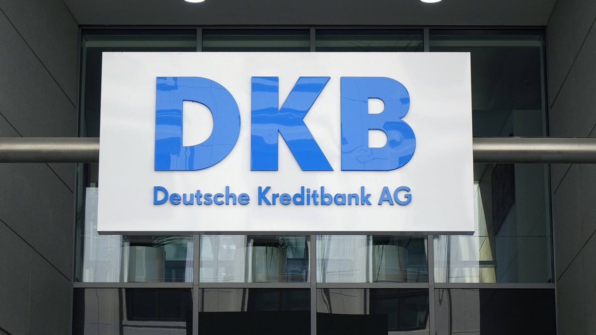 Deutsche Kreditbank AG Deutsche Kreditbank AG, 13.04.2022, Mitte, Taubenstrasse, Berlin, Die DKB hat einen Sitz in der Berliner Taubenstrasse. *** Deutsche Kreditbank AG Deutsche Kreditbank AG, 13 04 ...