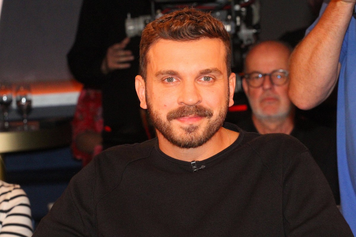 Edin Hasanovic zu Gast bei der NDR Talk Show am 15.09.2023 in Hamburg NDR Talk Show am 15.09.2023 in Hamburg *** Edin Hasanovic as a guest at the NDR Talk Show on 15 09 2023 in Hamburg NDR Talk Show o ...