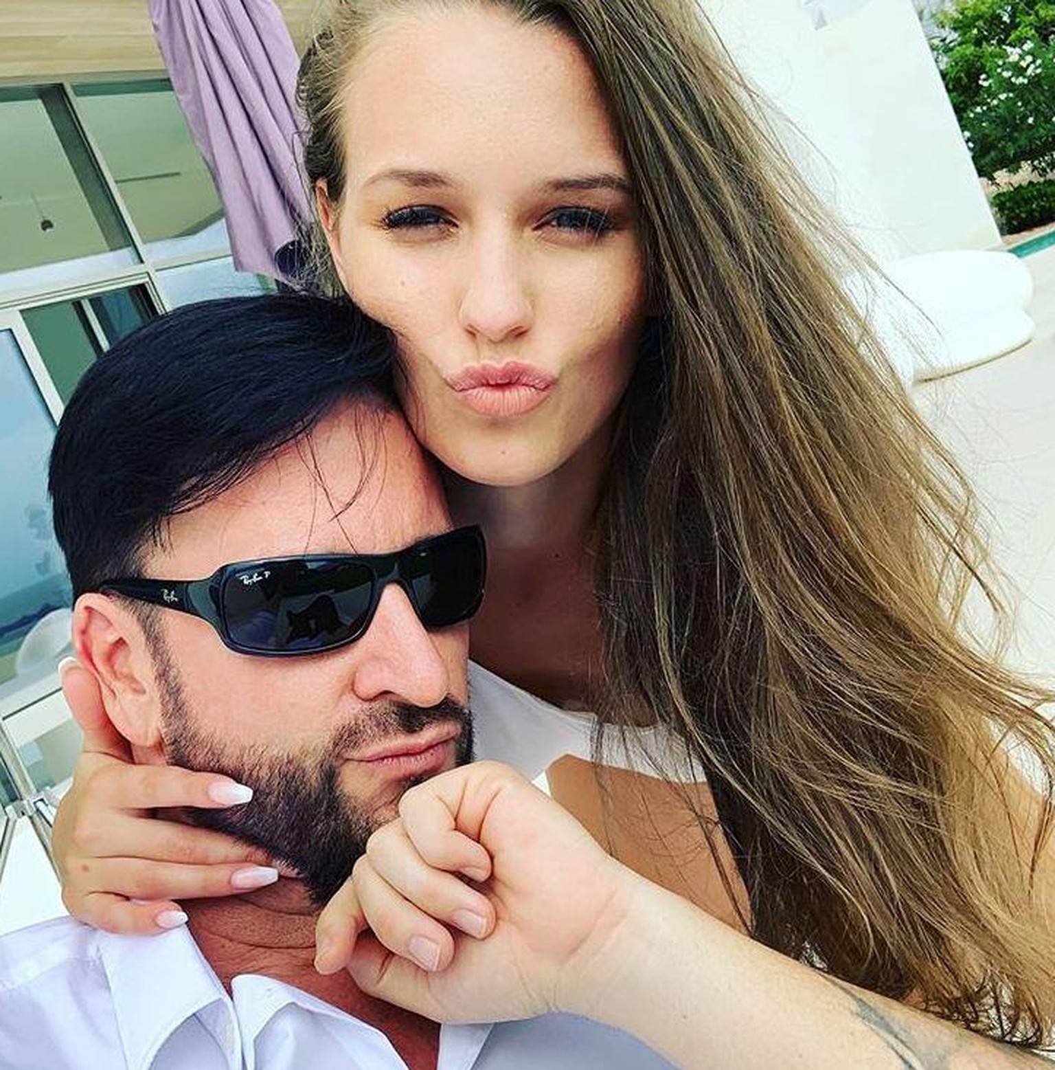 michael wendler anwalt erklart wie er mit laura muller im luxus leben kann