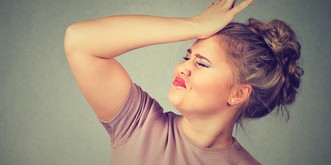10 Fehler, die du im Alltag machst – obwohl du es besser weißt