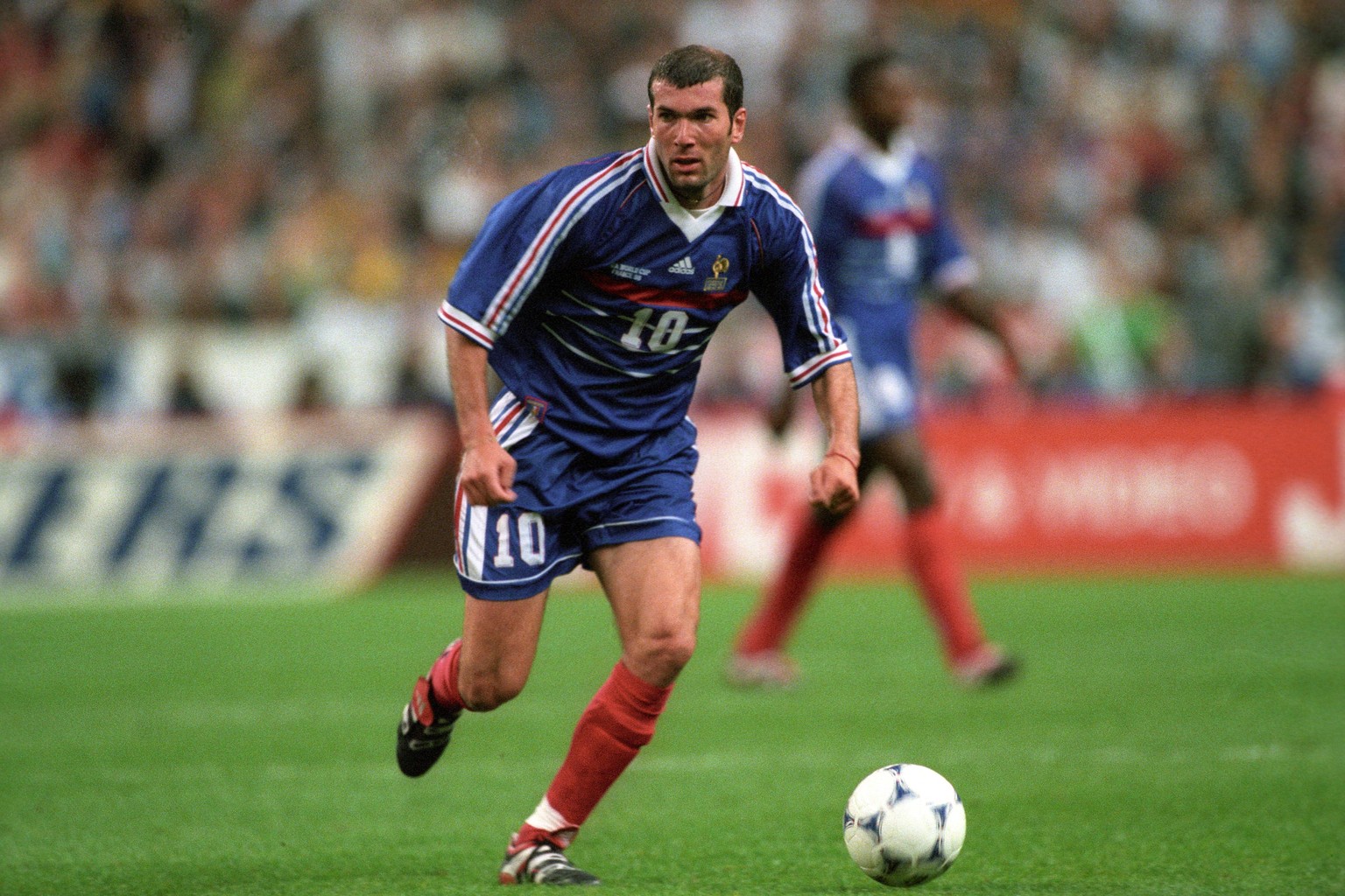 Zinédine Zidane wurde bei der WM 98 zum Helden