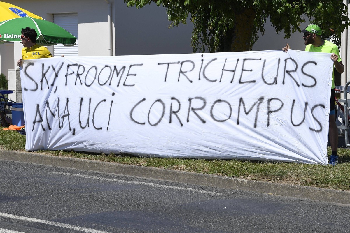 CHOLET, FRANCE - JULY 9 : FROOME Chris (GBR) of Team SKY Supporters and Fans during stage 3 of the 105th edition of the 2018 Tour de France cycling race, a team time trial stage of 33.5 kms between Ch ...
