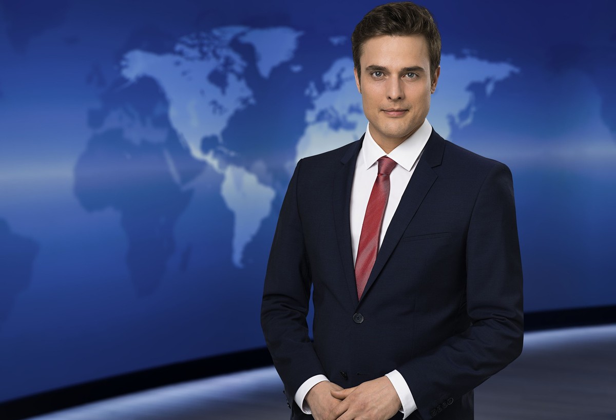 NORDDEUTSCHER RUNDFUNK
Constantin Schreiber
Moderator Constantin Schreiber
© NDR/Thorsten Jander (M), honorarfrei - Verwendung gemäß der AGB im Rahmen einer engen, unternehmensbezogenen Berichterstatt ...