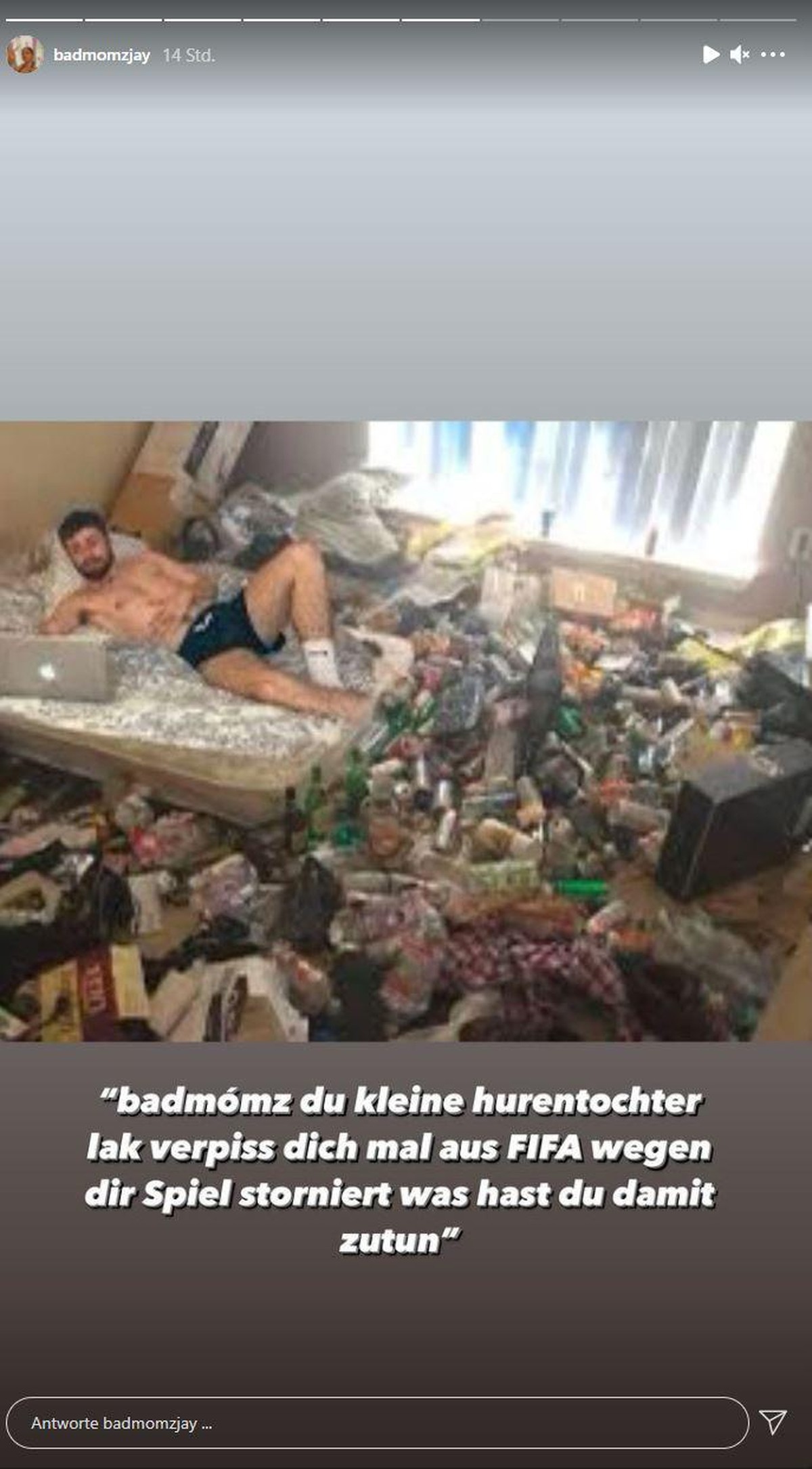 Die Rapperin reagiert sarkastisch auf Zocker-Nachrichten.