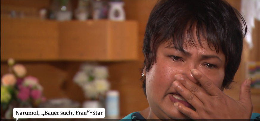 Die sonst so fröhliche Thailänderin trauert um ihre Schwester