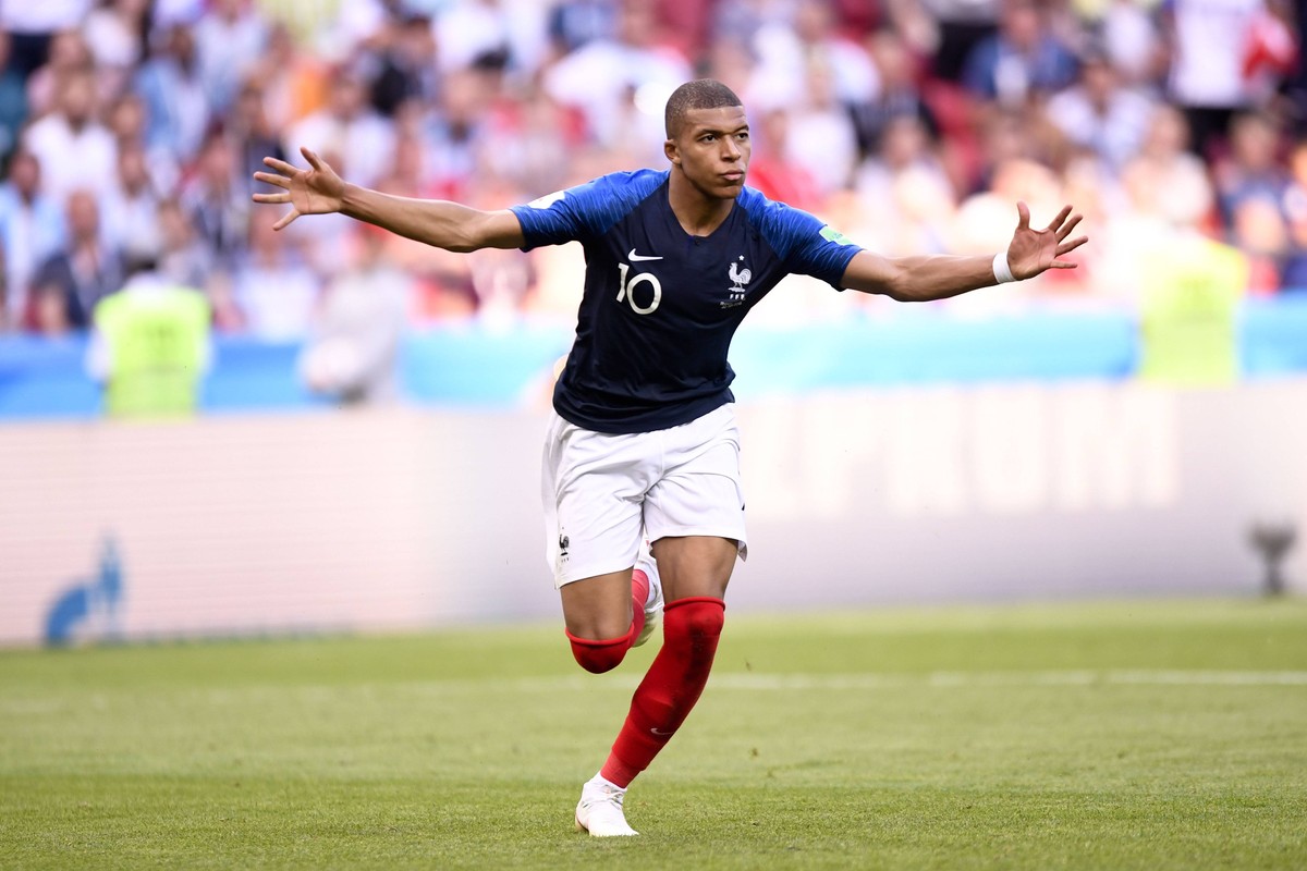 10 KYLIAN MBAPPE (FRA) - JOIE FOOTBALL : France vs Argentine - Coupe du Monde 2018 - 1/8 de Finale - 30/06/2018 AnthonyBIBARD/FEP/Panoramic PUBLICATIONxNOTxINxFRAxITAxBEL