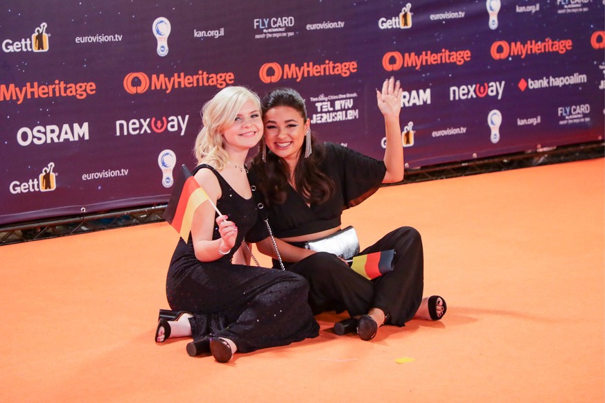 TEL AVIV, ISRAEL - MAY 12, 2019: Singers Carlotta Truman (L) and Laurita Kastel of the band S!sters representing Germany pose at a ceremony to open the 2019 Eurovision Song Contest. Vyacheslav Prokofy ...