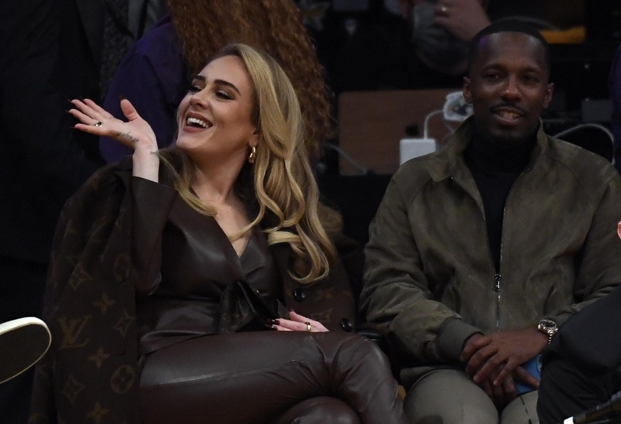 LOS ANGELES, CA - OCTOBER 19: Singer Adele and Rich Paul attend a game between the Los Angeles Lakers and the Golden State Warriors at Staples Center on October 19, 2021 in Los Angeles, California. NO ...